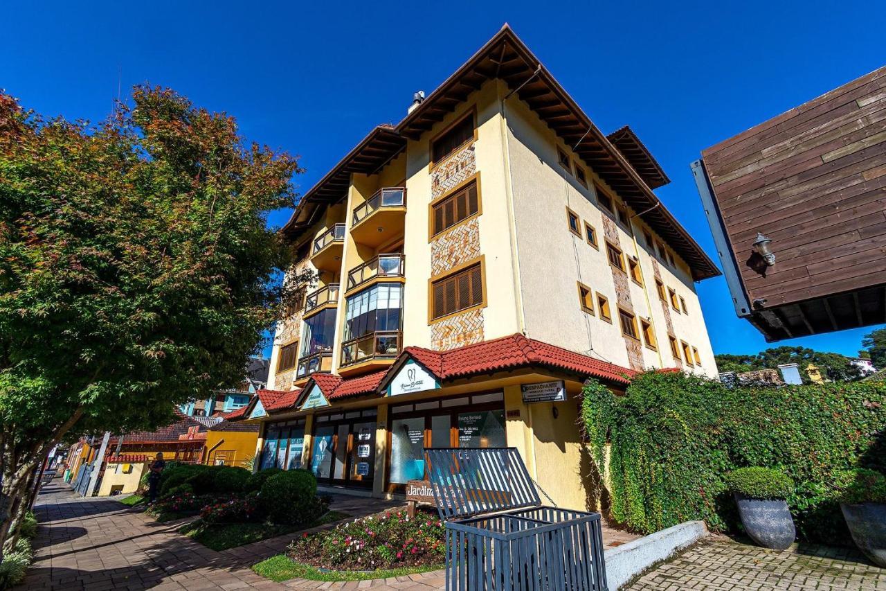 Rosa Edificio Jardim Da Serra Gramado Bagian luar foto